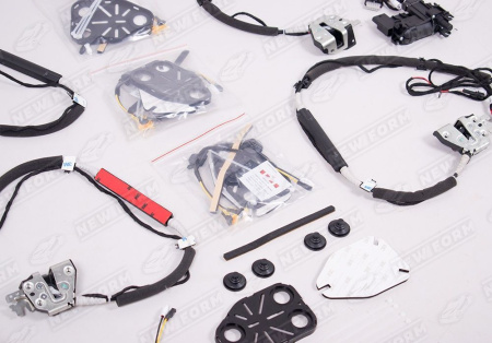 Toyota Land Cruiser LC 300 2021 - н.в. Доводчики дверей