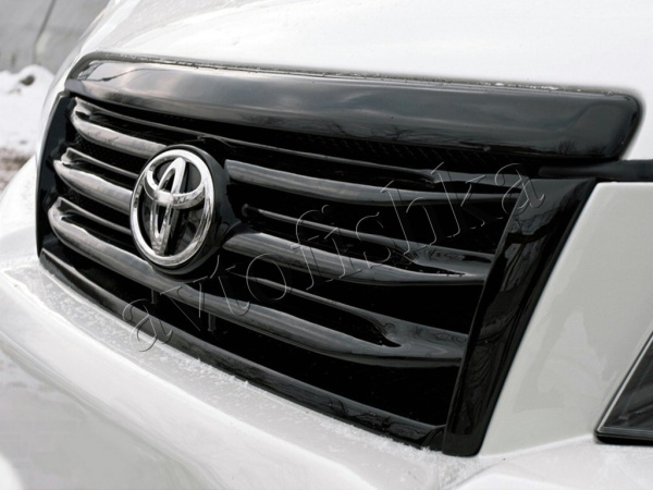 Toyota Land Cruiser Prado 150 (09 – 14) решетка радиатора в стиле ELFORD №2