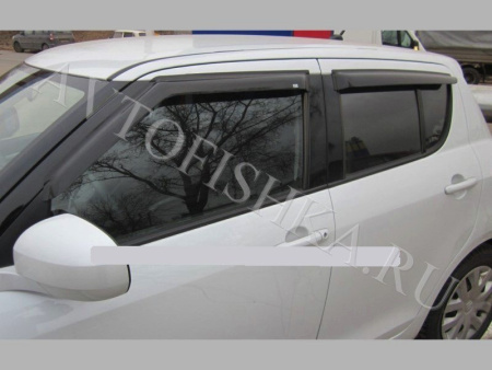 Дефлекторы боковых окон 4 части темные Suzuki Swift 2011-