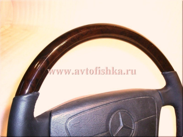 Mercedes W124, W126, W201, W140, W210 (96-99) руль кожаный классический, отделка - черная кожа с темным деревом орех