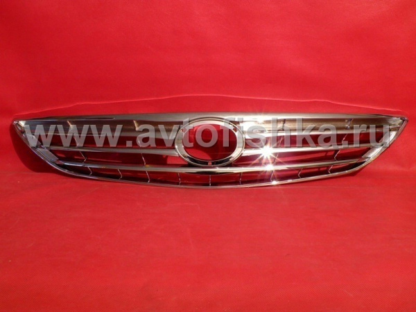 Toyota Camry 30 (01-06) решетка радиатора хромированная.