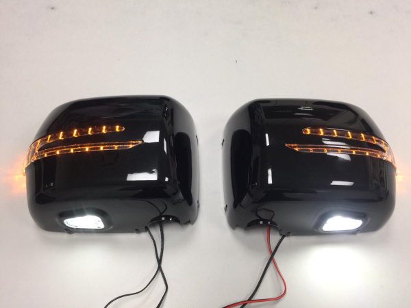 Mercedes G-class W463 (86-12) корпуса боковых зеркал черные, светодиодными поворотниками дизайн СТРЕЛА, комплект 2 шт.