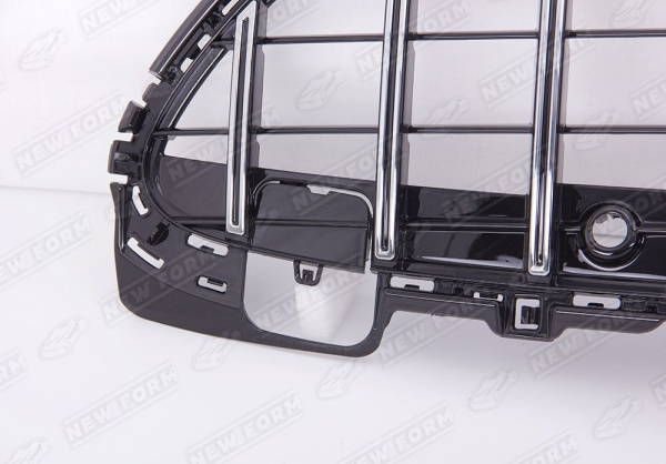 Mercedes-Benz C-Klasse W206 2021 - н.в. Решетка радиатора AMG GT хром