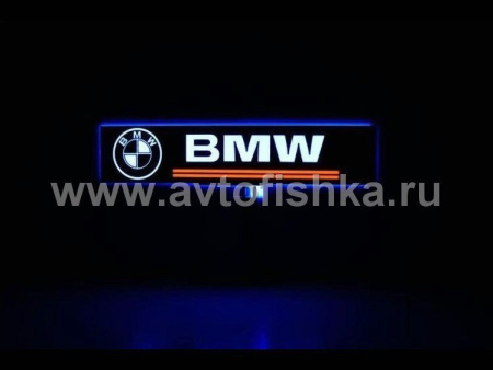 BMW светящаяся эмблема "BMW" 12,9 x 2,7 см