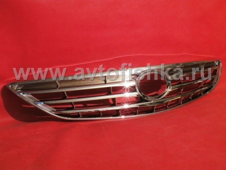 Toyota Camry 30 (01-06) решетка радиатора хромированная.