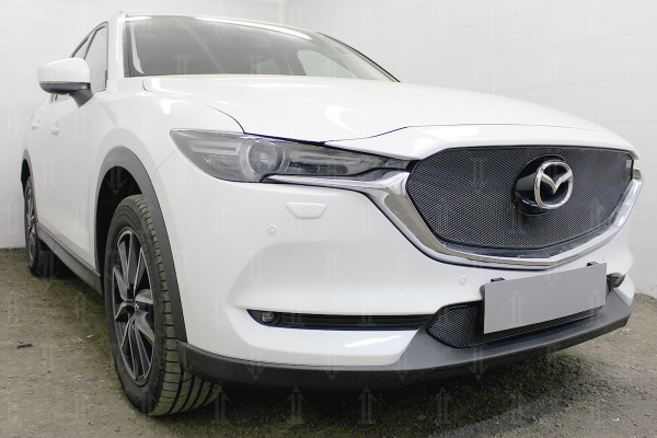 Mazda CX-5 (17–) Защита радиатора Premium, чёрная, верх (3D)