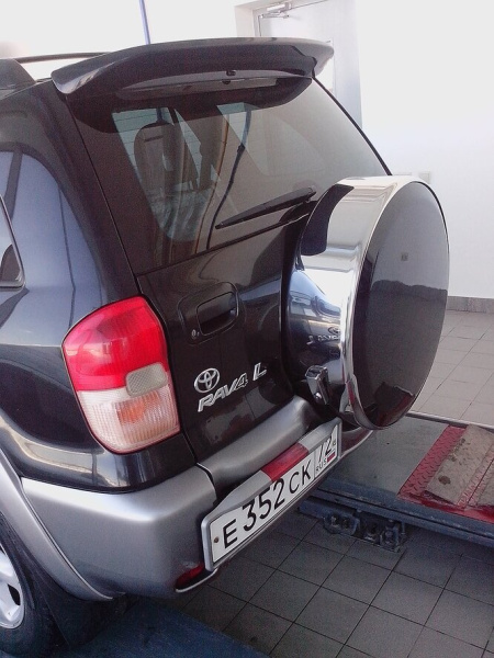 Toyota RAV4 (00 – 13) контейнер (бокс) запасного колеса 215/65R16; 225/70R16; 235/60R16