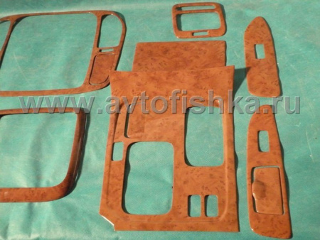 Toyota Land Cruiser 100 (1998-2003) тюнинг салона под дерево, светлое, комплект 17 предметов