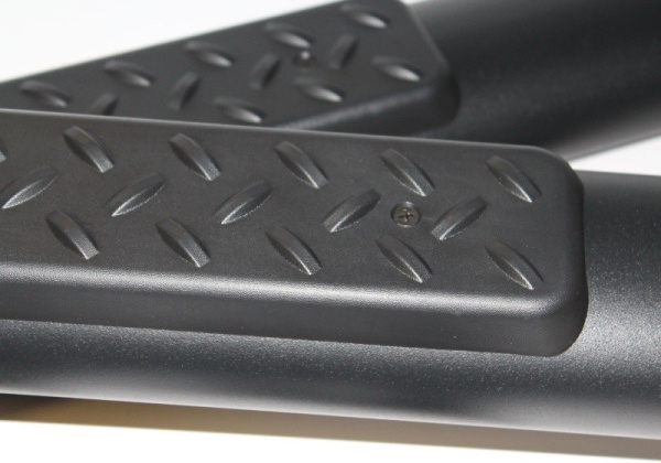 Jeep Grand Cherokee (11–/13–) Пороги OEM, чёрные