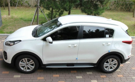 Kia Sportage (16–) Пороги OEM стиль, вставка с логотипом Sportage