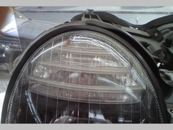 Mercedes E W210 (1999-2002) фары передние линзовые черные, комплект 2 шт.