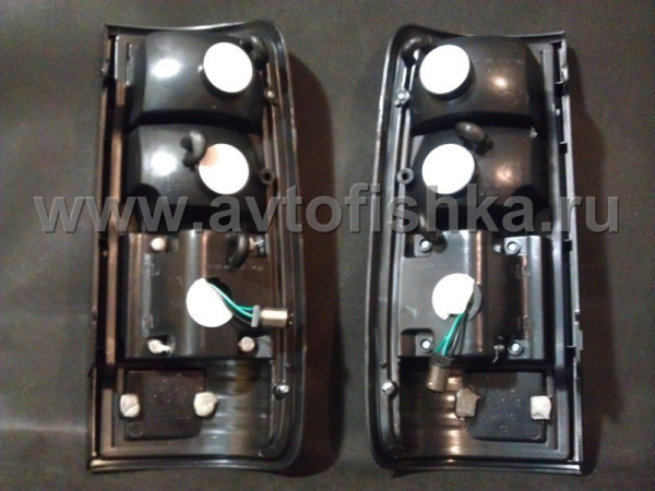 Toyota Land Cruiser 80 (90-97) фонари задние светодиодные красно-хромированные, комплект 2 шт.