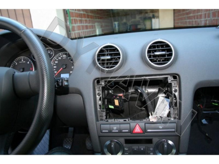 Audi A3 (03-10) штатная магнитола