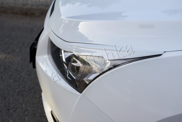 Chevrolet Cruze (08 – 14) реснички на фары фигурные