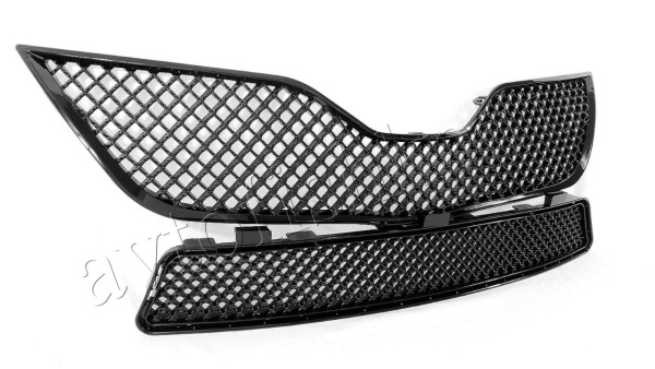 Toyota Camry V40 (09-11) решетка радиатора и переднего бампера черные, дизайн Bentley