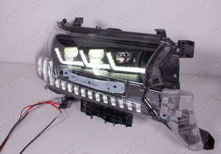 Toyota Land Cruiser LC 200 (2 рестайлинг) 2015 - н.в. Передние фары Navigator
