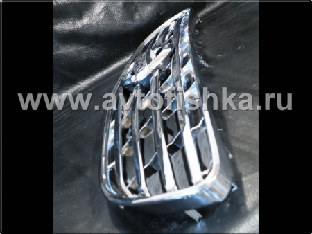 Nissan Maxima QX 3 (2000-2006) пластиковая решетка радиатора полностью хромированная