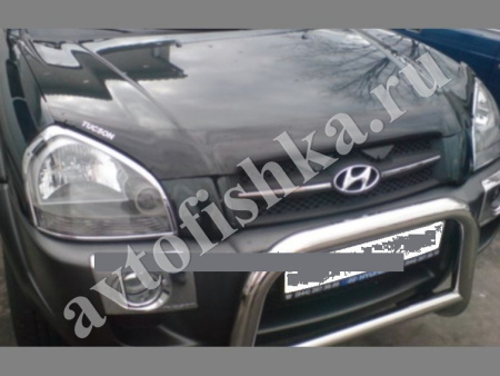 Дефлектор капота темный с надписью Hyundai Tucson 2008-2010