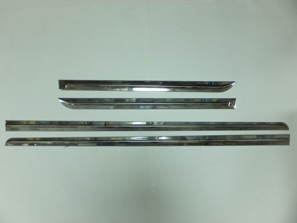 Chevrolet Cruze (12–) Боковые молдинги на двери, нерж., 4 части, хэтчбек