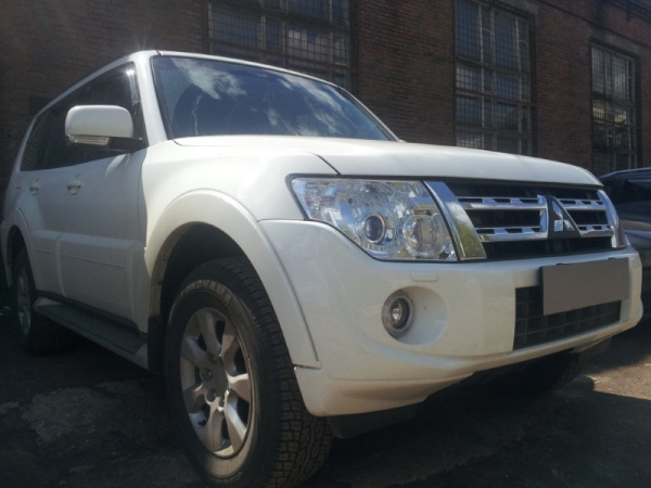 Mitsubishi Pajero (11–14) Защита радиатора Premium, чёрная