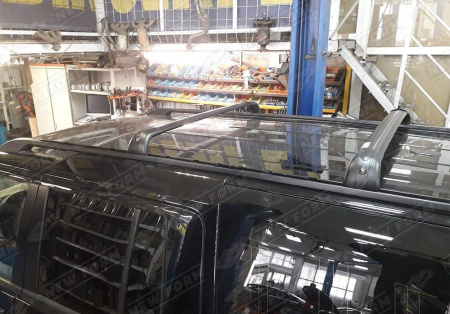 Land Rover Discovery 3 поколение 2004 - 2009 Поперечины черные