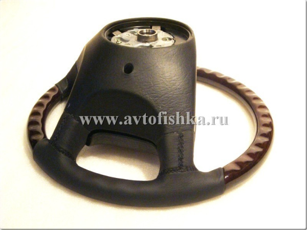 Mercedes W124, W126, W201, W140, W210 (96-99) руль кожаный классический, отделка - черная кожа с темным деревом орех