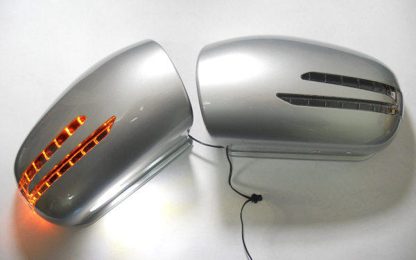 Mercedes W220,W215 корпуса боковых зеркал серебристые, со светодиодными поворотниками и подсветкой Welcome, дизайн SL-class, комплект 2 шт.