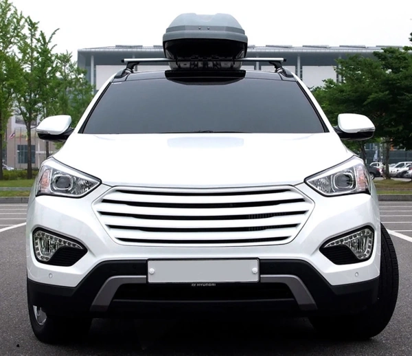 Hyundai Grand Santa Fe (13–16) Решетка радиатора Sport