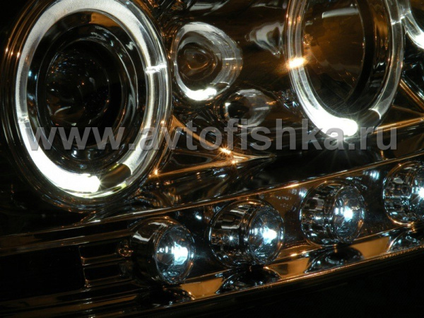 Toyota Land Cruiser 200 (08-) передние фары линзовые хромированные, со светящимися ободками, комплект 2 шт.