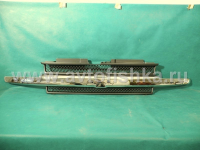 Chevrolet Trailblazer (01-06) решетка радиатора с хромированным молдингом, без отверстий под омыватель фар