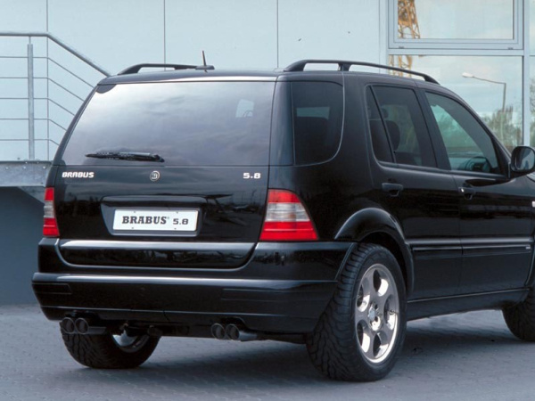 Mercedes ML-Class W163 (97-05) Накладка BRABUS на низ пятой двери