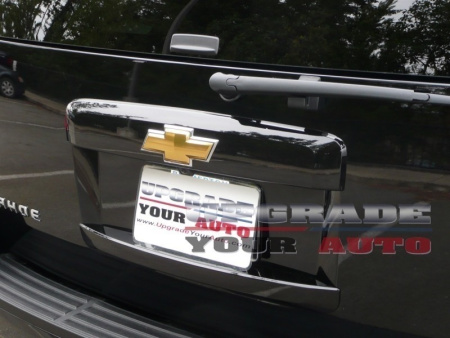 Chevrolet Tahoe (2007-) хромированные накладки на заднюю дверь над и под номерным знаком