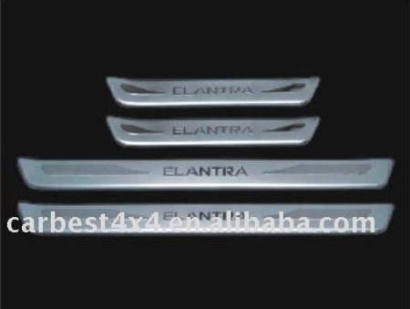Hyundai Elantra седан (06-) накладки порогов дверных проемов из нержавеющей стали, комплект 4 шт.