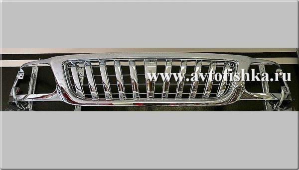 Ford Expedition 1 (99-03) решетка радиатора хромированная, вертикальный дизайн.