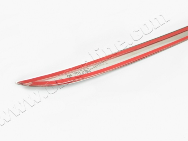 Toyota Auris (13–) Накладка на нижнюю кромку крышки багажника, нерж., 1 часть (хэтчбек5D )