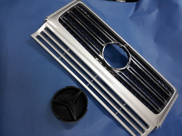 Mercedes G-class W463 (1989-2013) решетка радиатора, Дизайн G500, серебро с хромом