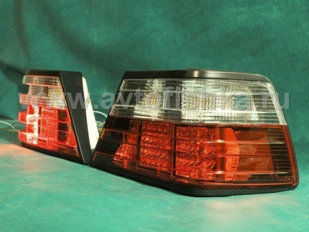 Mercedes W124 (84-95) задние фонари светодиодные красно-белые, комплект 2 шт.