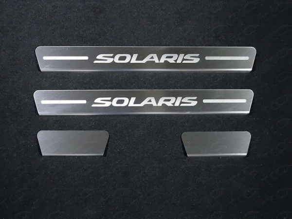 Hyundai Solaris (17–) Накладки на пороги (лист шлифованный надпись Solaris) 4 шт, седан