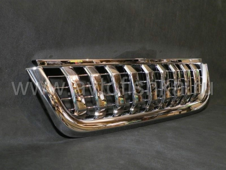 Ford Explorer (02-05) радиаторная пластиковая решетка хромированная.