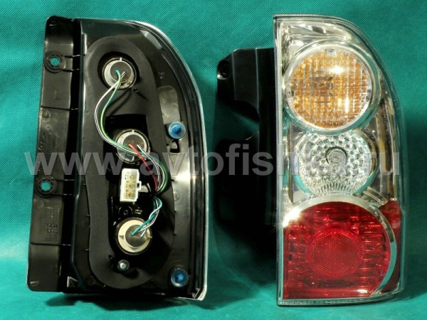 Suzuki Grand Vitara (99-05) задние фонари хромированные, дизайн Altezza, комплект 2 шт.