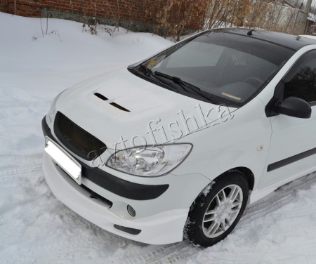 Hyundai Getz (05-11) Накладка на передний бампер Mugen