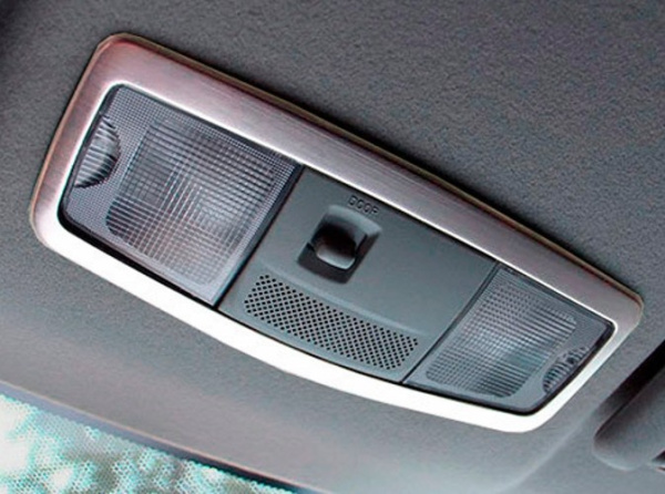 Mitsubishi Outlander (15–) Окантовка плафона верхней центральной подсветки салона