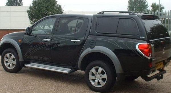 Mitsubishi L200 (06–/09–) Хардтоп S560 (поставляется в цвет кузова)
