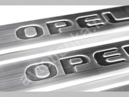 Opel Zafira A (1998-2006) накладки на пороги из нержавеющей стали, 4 шт.