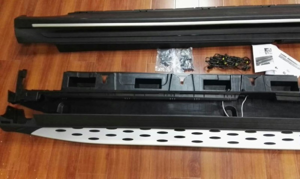 Mercedes-Benz GLE-Klasse (15–) Пороги OEM со светодиодной подсветкой