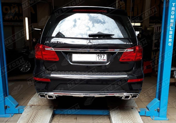 Mercedes-Benz GL-Klasse X166 2012 - 2016 Диффузор заднего бампера 6.3 AMG