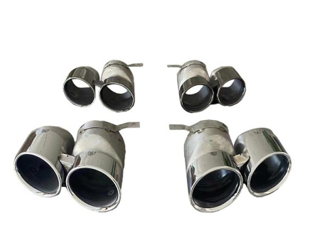 Диффузор RSQ8 с насадками для Audi Q8 2019-2022