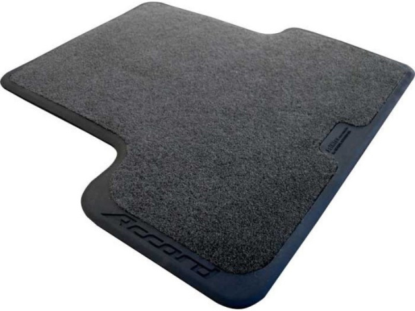 Nissan Qashqai+2 (08-) ворсовые коврики на резиновой основе, с перемычкой