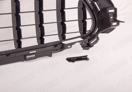 Mercedes-Benz E-Klasse W213 рестайлинг 2020 - н.в. Решетка радиатора AMG GT хром на AMG бампер