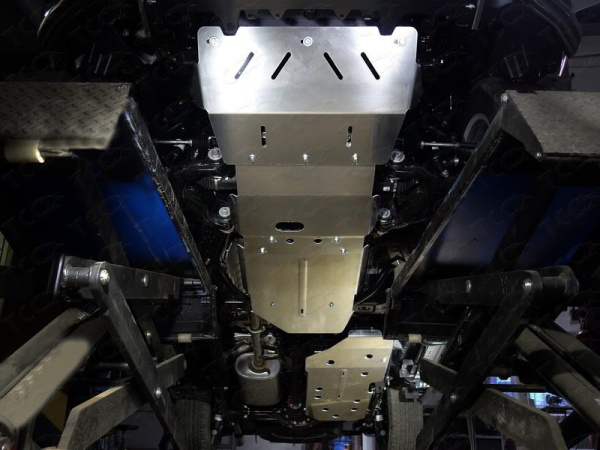 Lexus; Toyota GX; Land Cruiser Prado (09–/13–/18–) Защита переднего дифференциала (алюминий) 4 мм